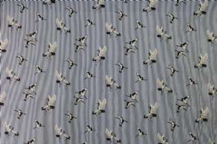 VISCOSE ESTAMPADA LISTADA PÁSSAROS