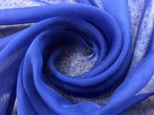 MUSSELINE TOQUE DE SEDA AZUL ROYAL