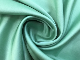 CETIM MELLOW TOQUE DE SEDA VERDE ESMERALDA