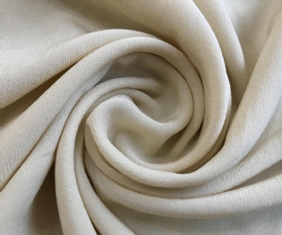 CREPE DE CHINE DE SEDA PURA BEGE CLARO