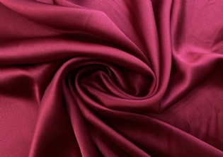 CETIM DE SEDA COM ELASTANO VERMELHO CEREJA