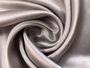 CETIM DE SEDA COM ELASTANO CINZA PRATA