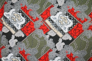 VISCOSE ESTAMPADA PAISLEY & CORRENTES & BORBOLETAS