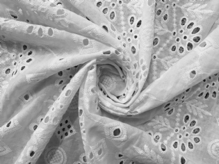 LAISE BORDADA BARRADA DE ALGODÃO BRANCA