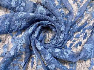 CHIFFON DE SEDA PURA BORDADO AZUL JEANS