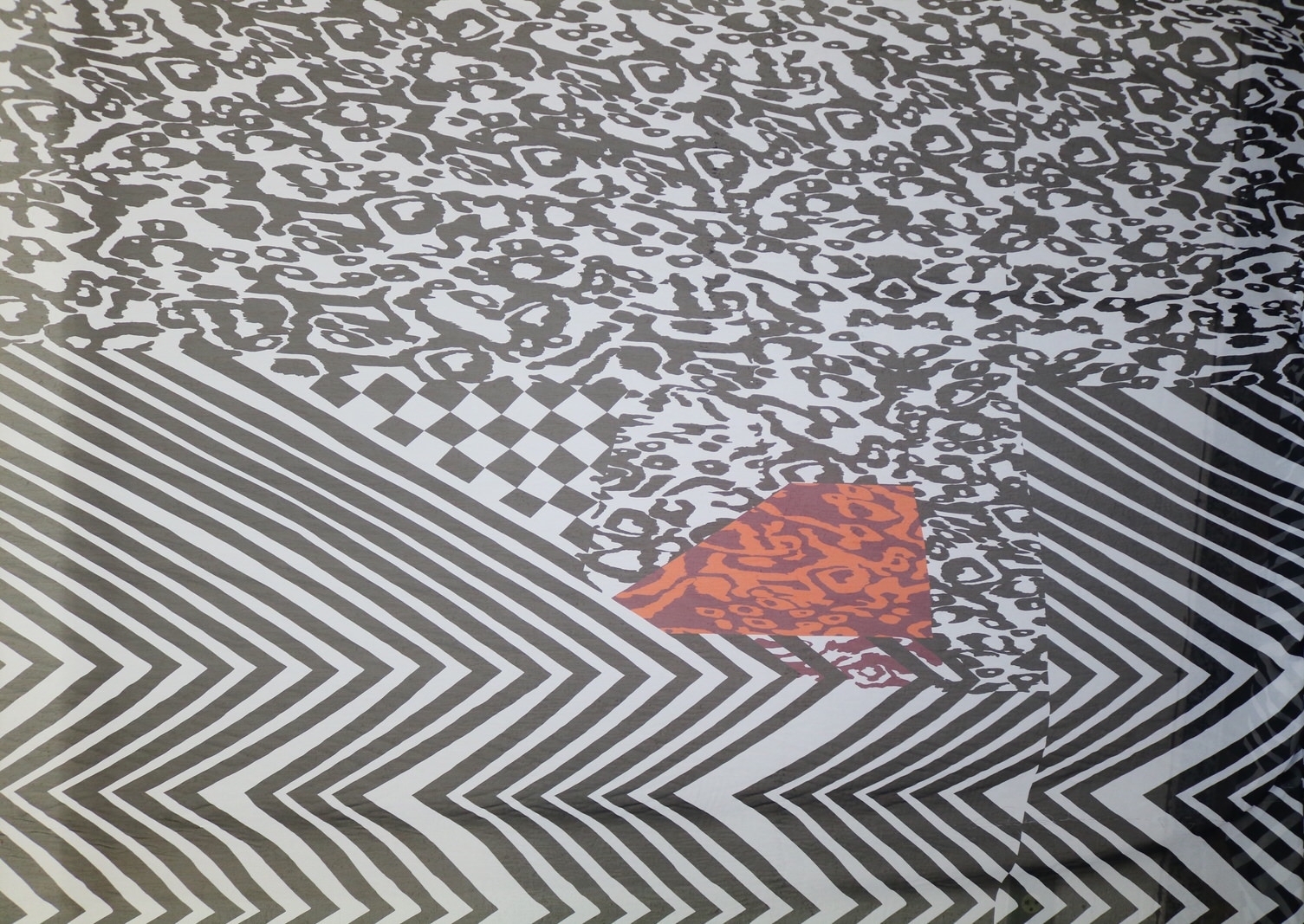 GEORGETTE DE SEDA PURA ESTAMPADO QUADROS ANIMAL PRINT