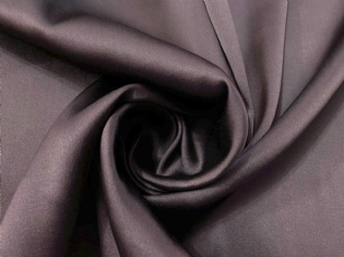 GLOSS TOQUE DE SEDA ACETINADO COM ELASTANO MARROM