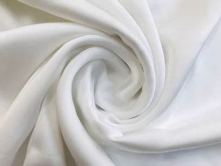 GLOSS TOQUE DE SEDA ACETINADO COM ELASTANO OFF WHITE