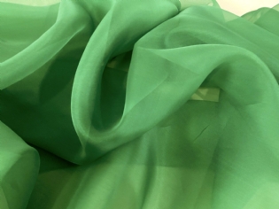 ORGANZA DE SEDA PURA VERDE BANDEIRA